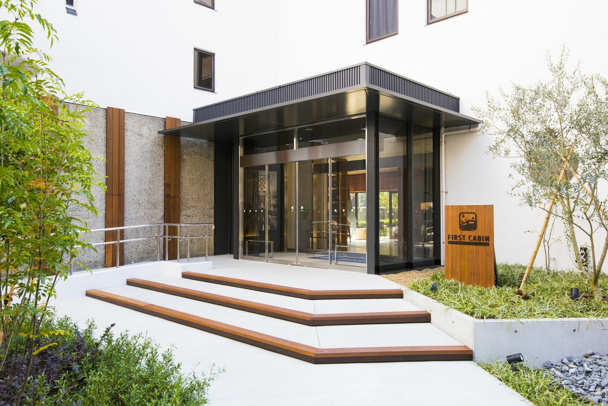 First Cabin Station Abenoso Hotel Osaka Exterior photo
